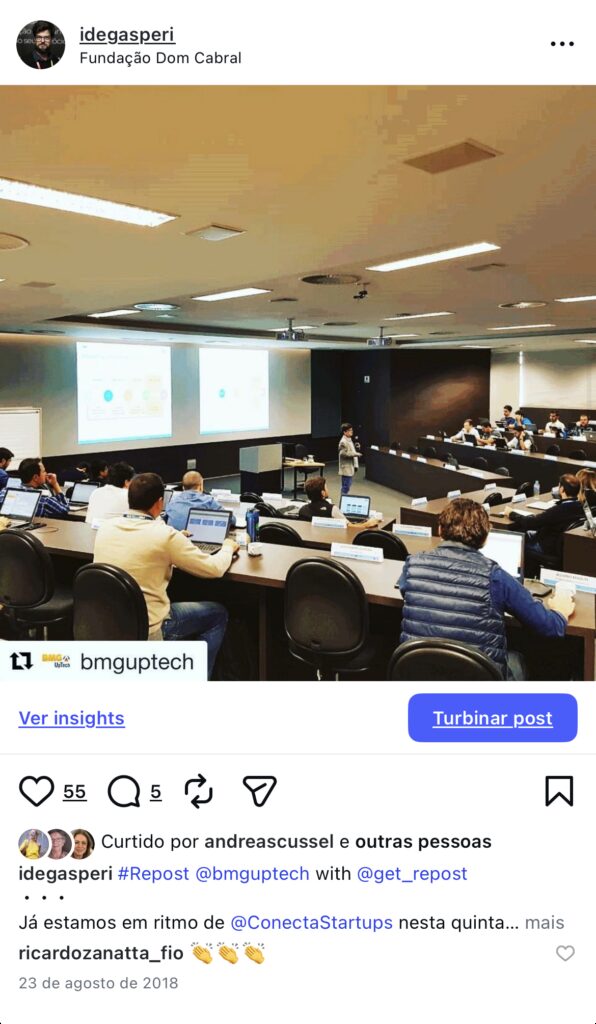 Class at the Dom Cabral Foundation